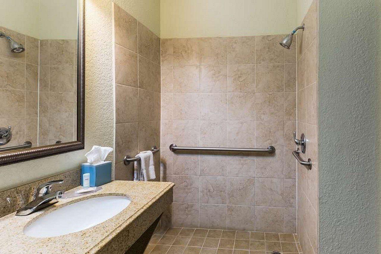 Suburban Extended 2* Beaumont