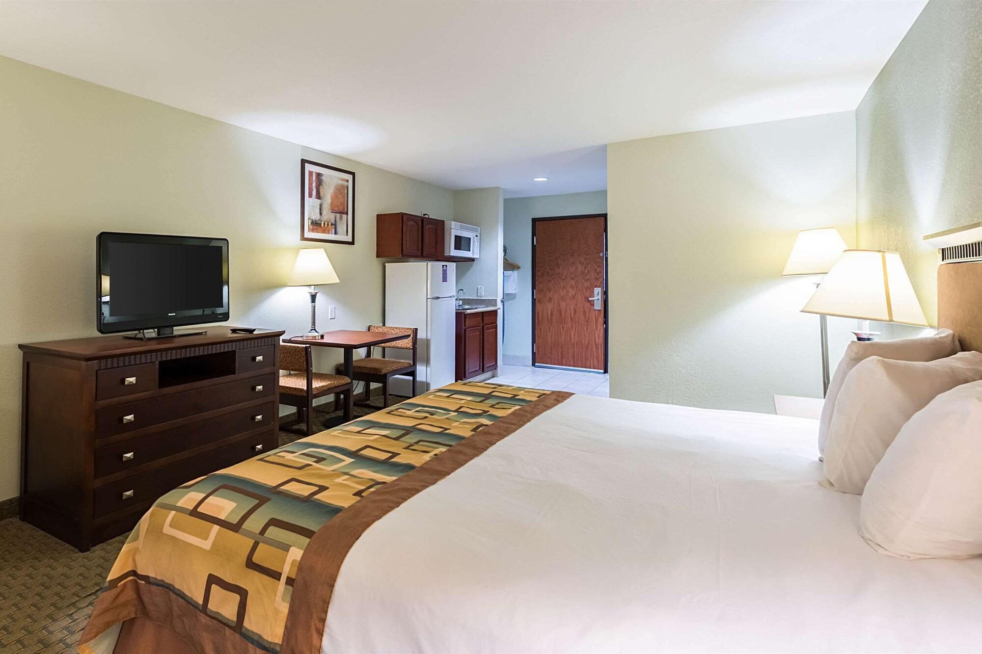Suburban Extended Hotel 2*