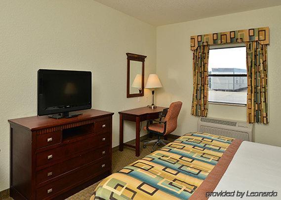 Suburban Extended Hotel